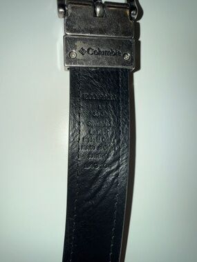 Columbia Black Leather Buckle Belt with Branded Plate